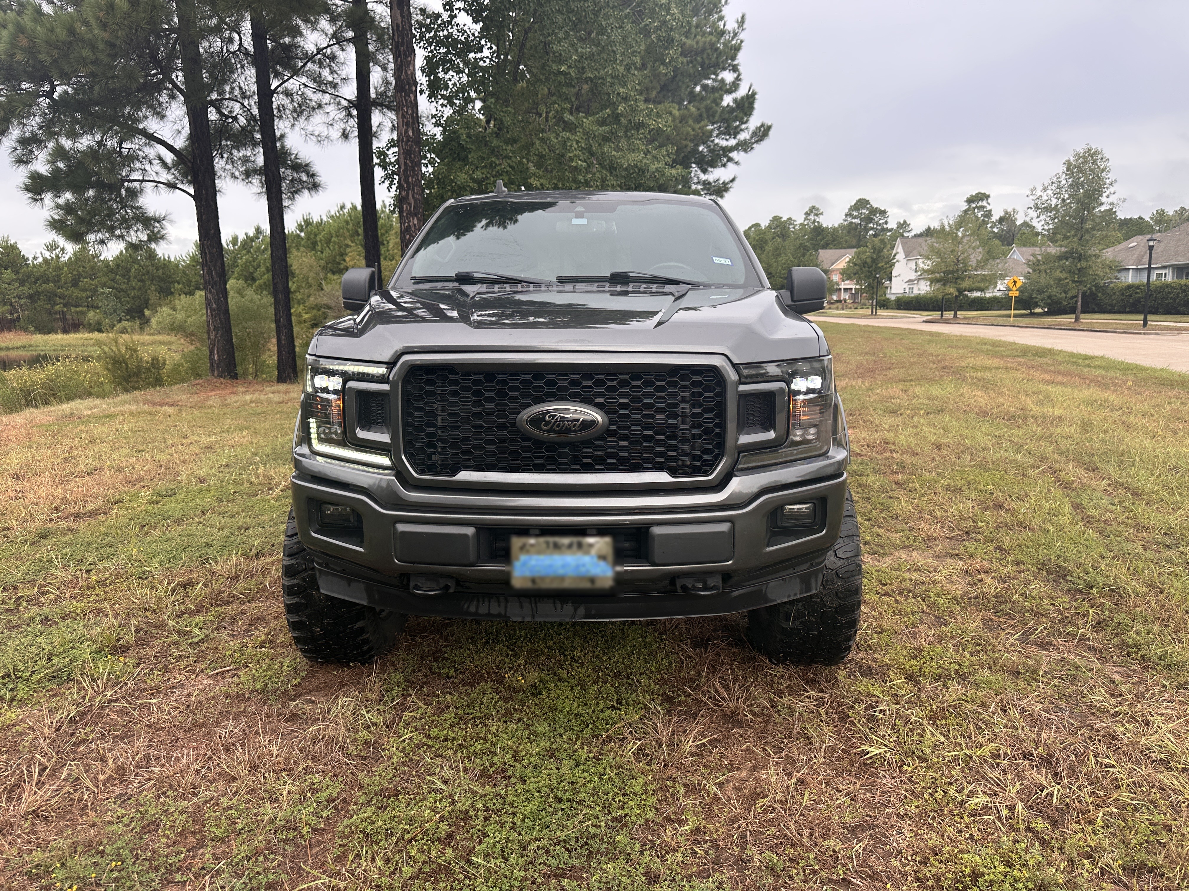 Used 2020 Ford F150 XLT w/ Equipment Group 302A Luxury AWD/4WD image 2