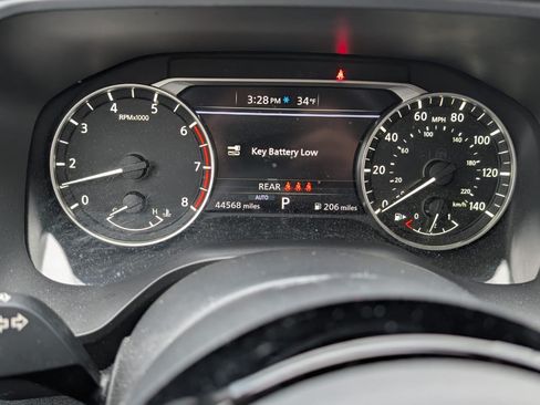 Used 2021 Nissan Rogue SV image 14