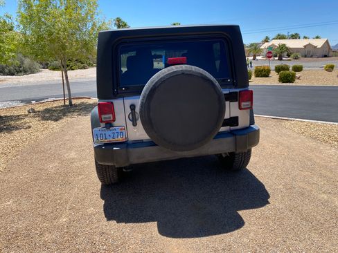 Used 2013 Jeep Wrangler Sport w/ Connectivity Group AWD/4WD image 5