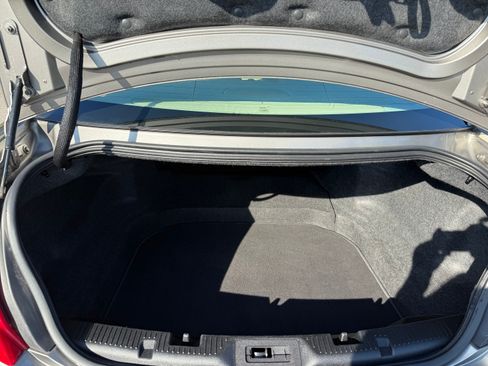 Used 2015 Lincoln MKS Sedan 4D image 15