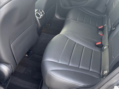 Used 2019 Mercedes-Benz GLC 300 4MATIC Coupe image 13