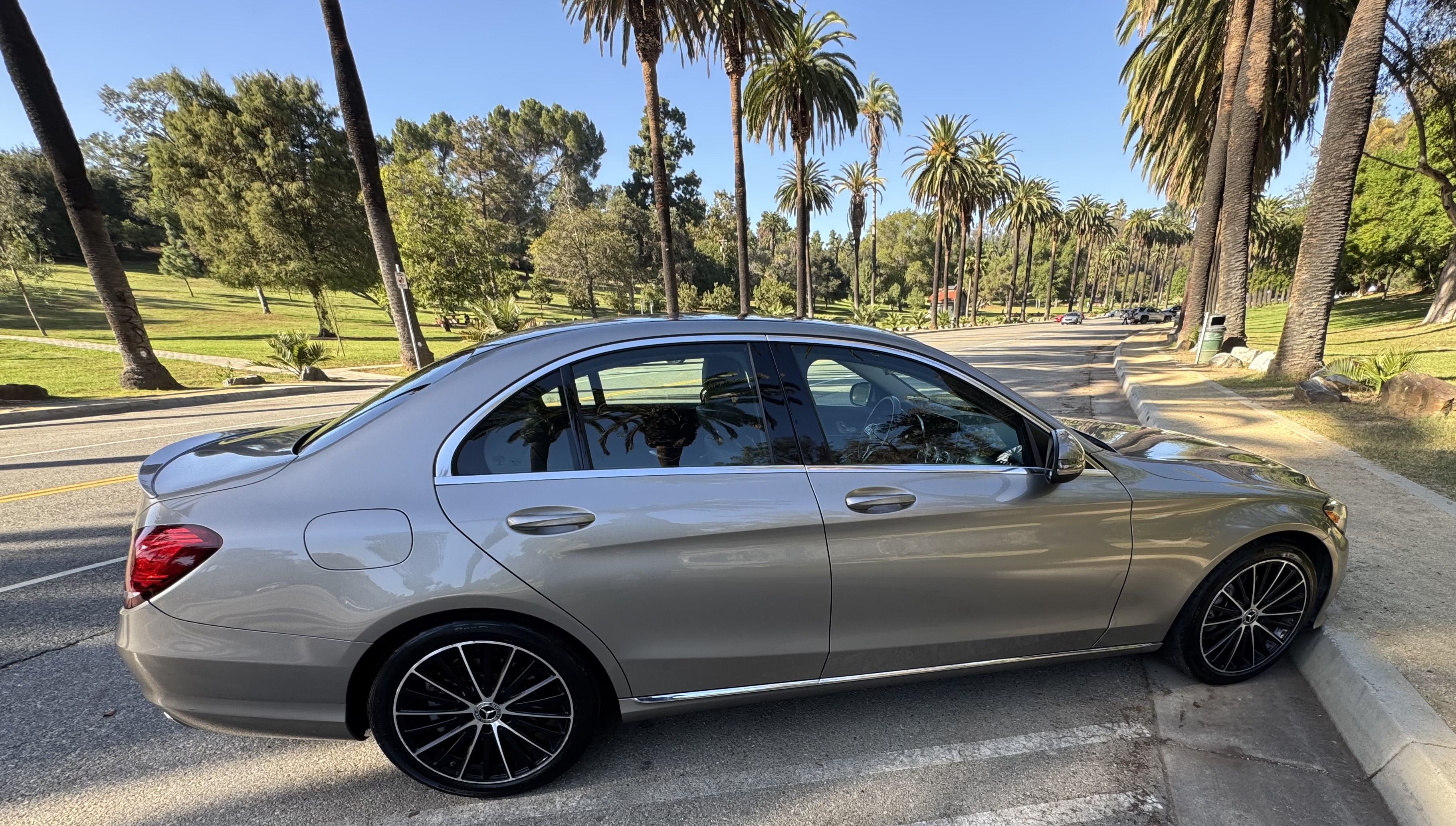 Used 2019 Mercedes-Benz C 300 Sedan image 10