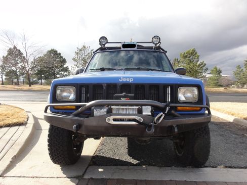 Used 1997 Jeep Cherokee Sport image 2