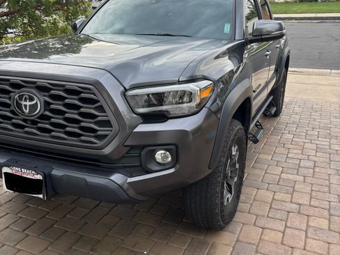 Used 2023 Toyota Tacoma TRD Off-Road image 2