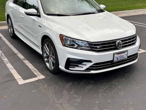 Used 2017 Volkswagen Passat 1.8T R-Line FWD image 1