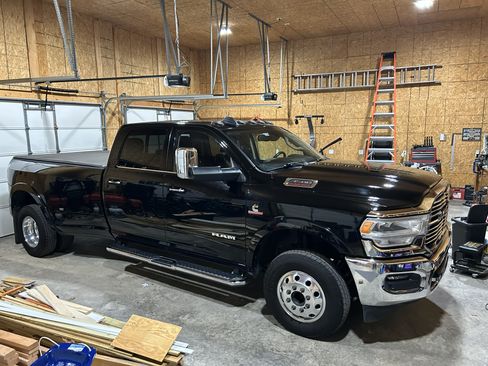 Used 2022 RAM 3500 Laramie image 1