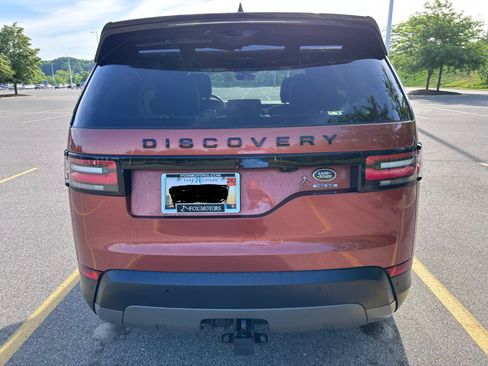 Used 2019 Land Rover Discovery HSE AWD/4WD image 5