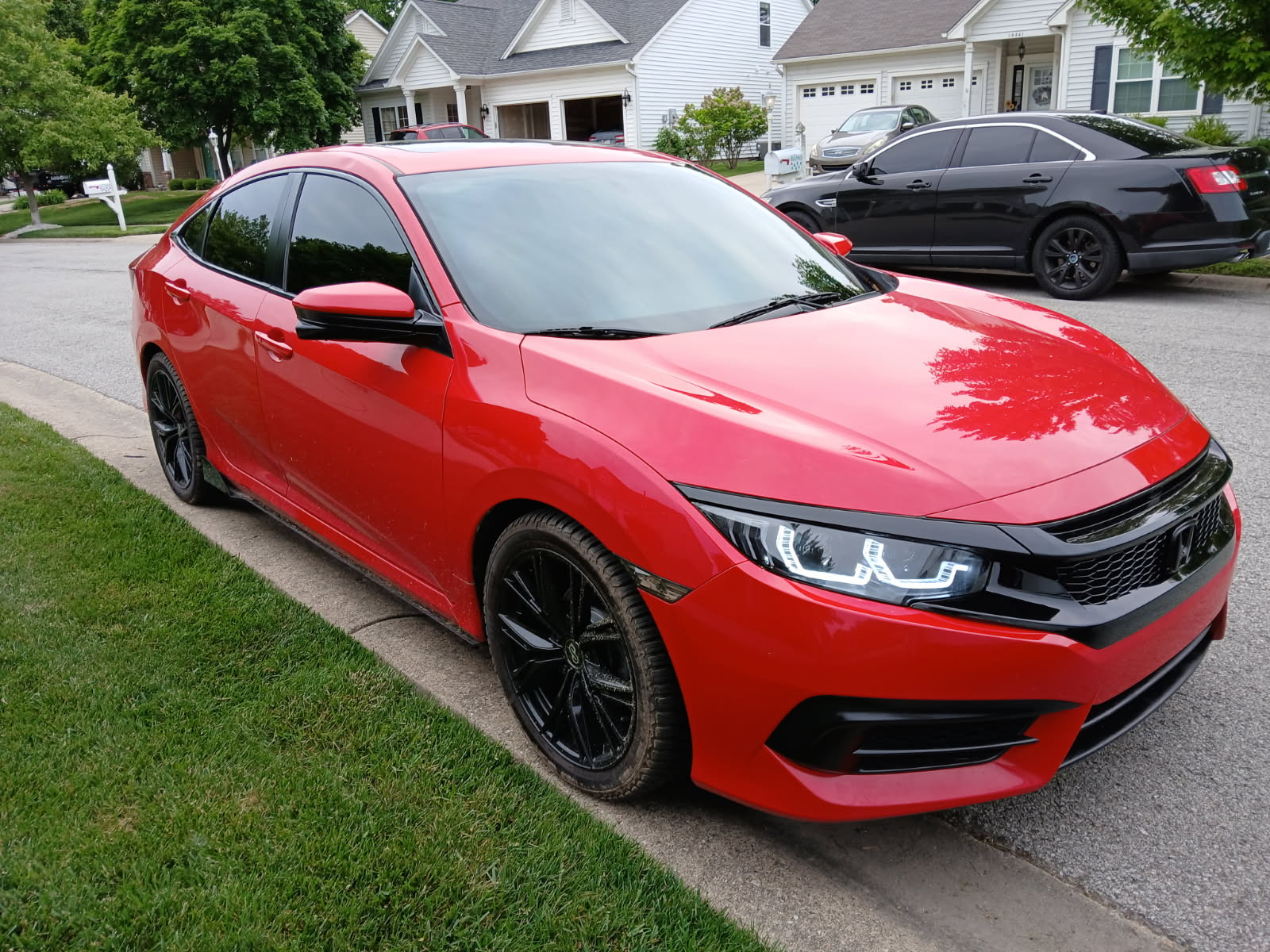 Used 2018 Honda Civic EX image 1