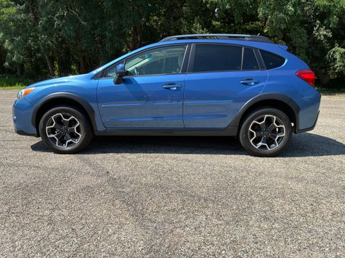 Used 2014 Subaru Crosstrek 2.0i Limited AWD/4WD image 4