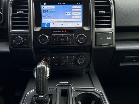 Used 2017 Ford F150 XLT w/ Equipment Group 302A Luxury image 6