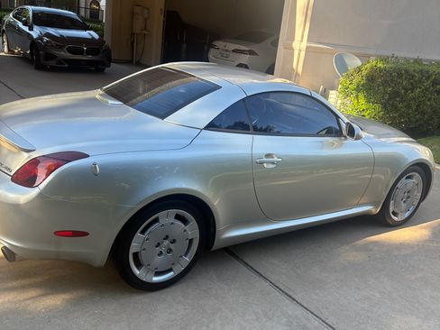 Used 2002 Lexus SC 430 Convertible RWD image 30