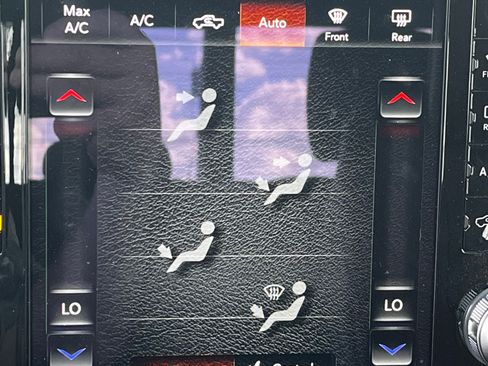 Used 2019 RAM 2500 Limited AWD/4WD image 17