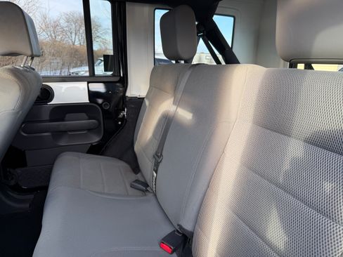 Used 2007 Jeep Wrangler Unlimited Rubicon w/ PWR Convenience Group image 11