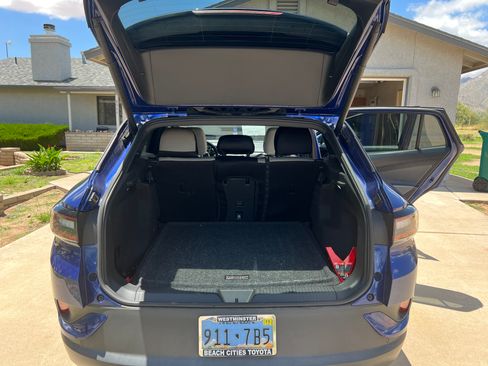 Used 2021 Volkswagen ID.4 Pro S image 9