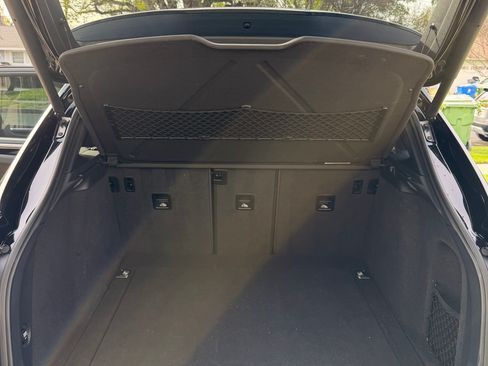 Used 2020 Porsche Macan S image 26