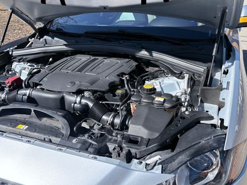 Used 2017 Jaguar F-PACE Prestige image 23