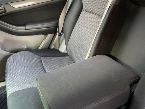 Used 2006 Toyota 4Runner Sport w/ Preferred Accessory Pkg AWD/4WD image 16