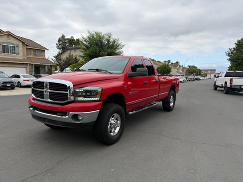 Used 2006 Dodge Ram 2500 Truck SLT w/ Quad Cab Big Horn Value Group AWD/4WD image 2