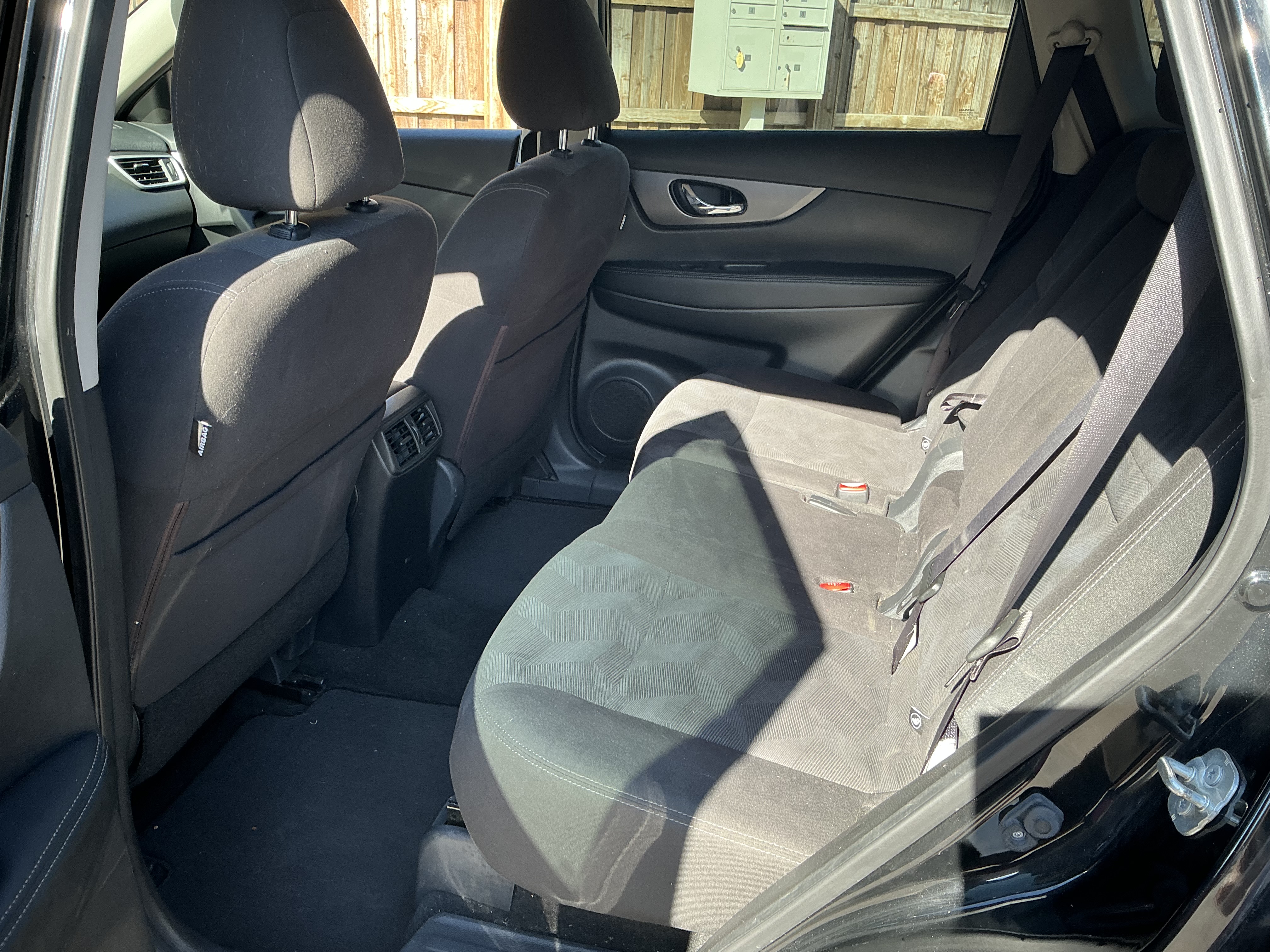 Used 2016 Nissan Rogue S AWD/4WD image 14