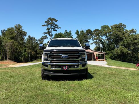 Used 2021 Ford F250 King Ranch w/ King Ranch Ultimate Package AWD/4WD image 2