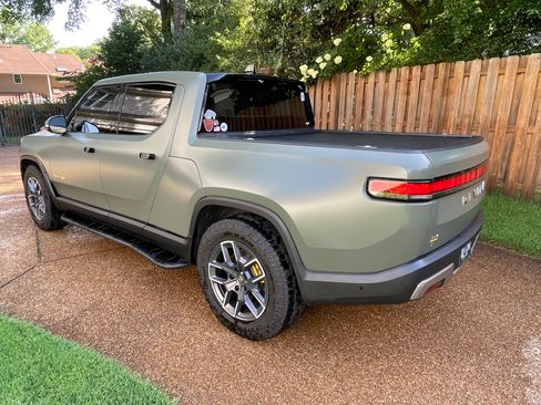 Used 2023 Rivian R1T Launch Edition AWD/4WD image 4