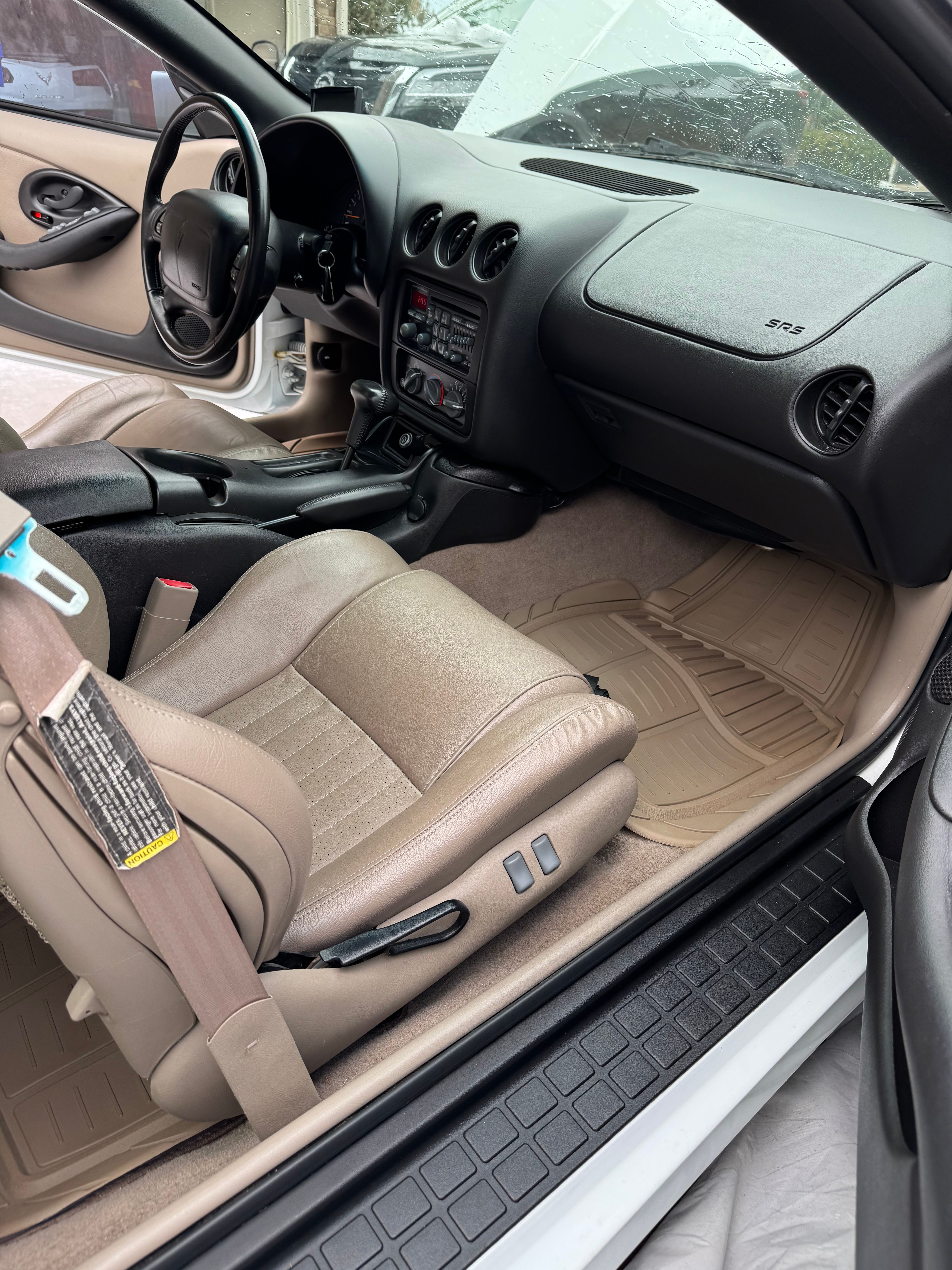 Used 2000 Pontiac Firebird Formula RWD image 15
