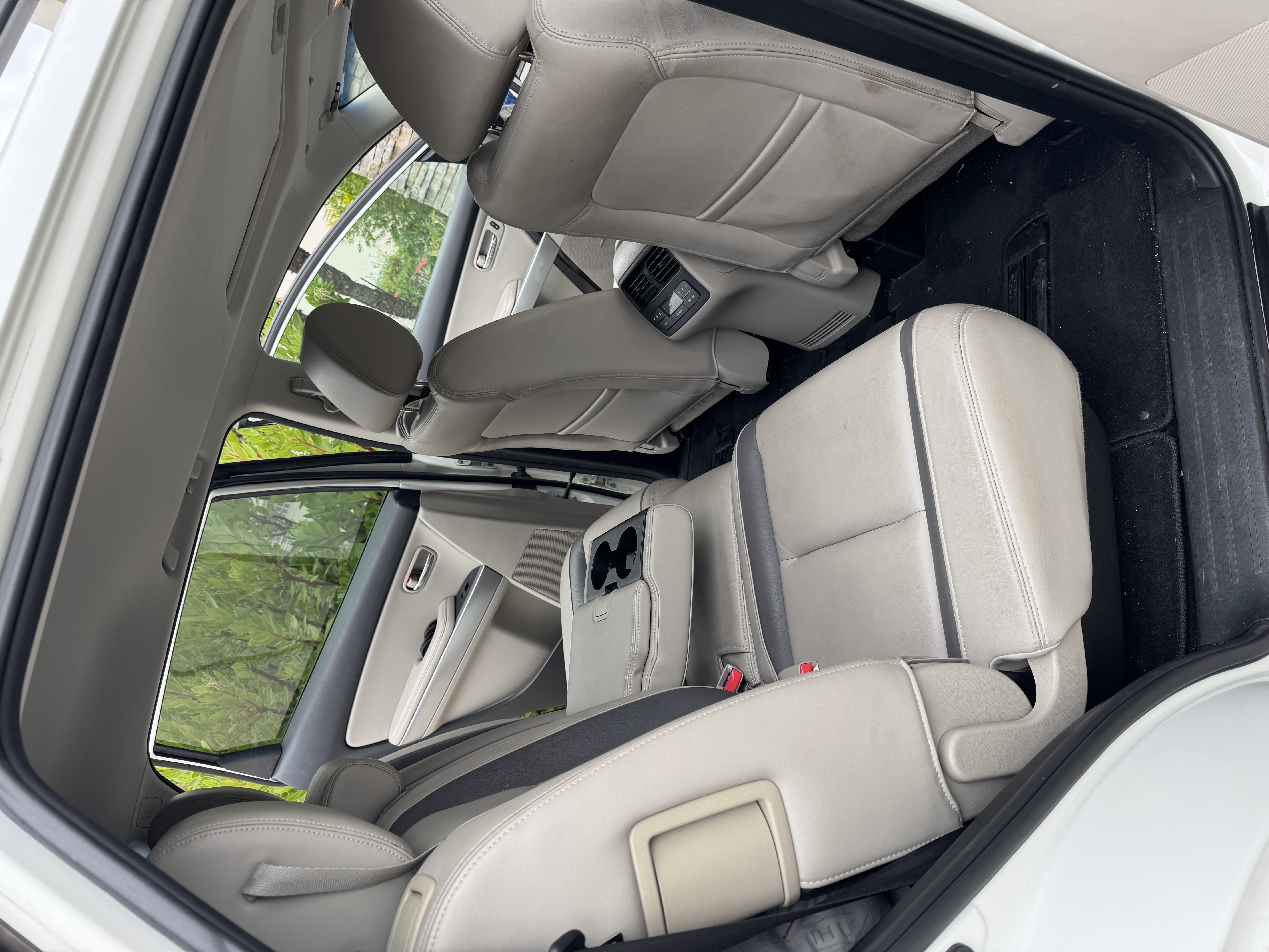 Used 2012 MAZDA CX-9 Grand Touring w/ Moonroof & Bose Audio Pkg FWD image 10