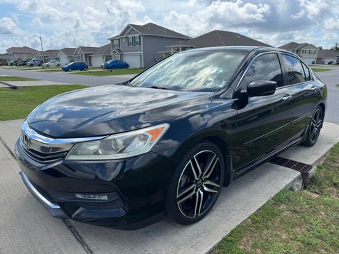 Used 2017 Honda Accord Sport image 1