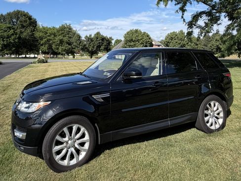 Used 2017 Land Rover Range Rover Sport HSE AWD/4WD image 6