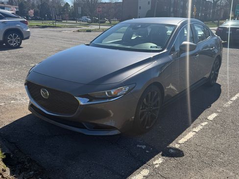 Used 2019 MAZDA MAZDA3 AWD Sedan w/ Preferred Package image 11