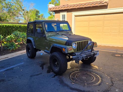 Used 1997 Jeep Wrangler SE image 6
