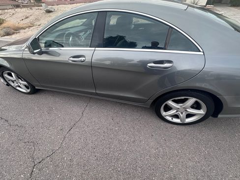 Used 2012 Mercedes-Benz CLS 550 4MATIC image 11