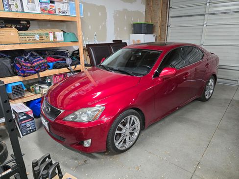 Used 2006 Lexus IS 350 image 2