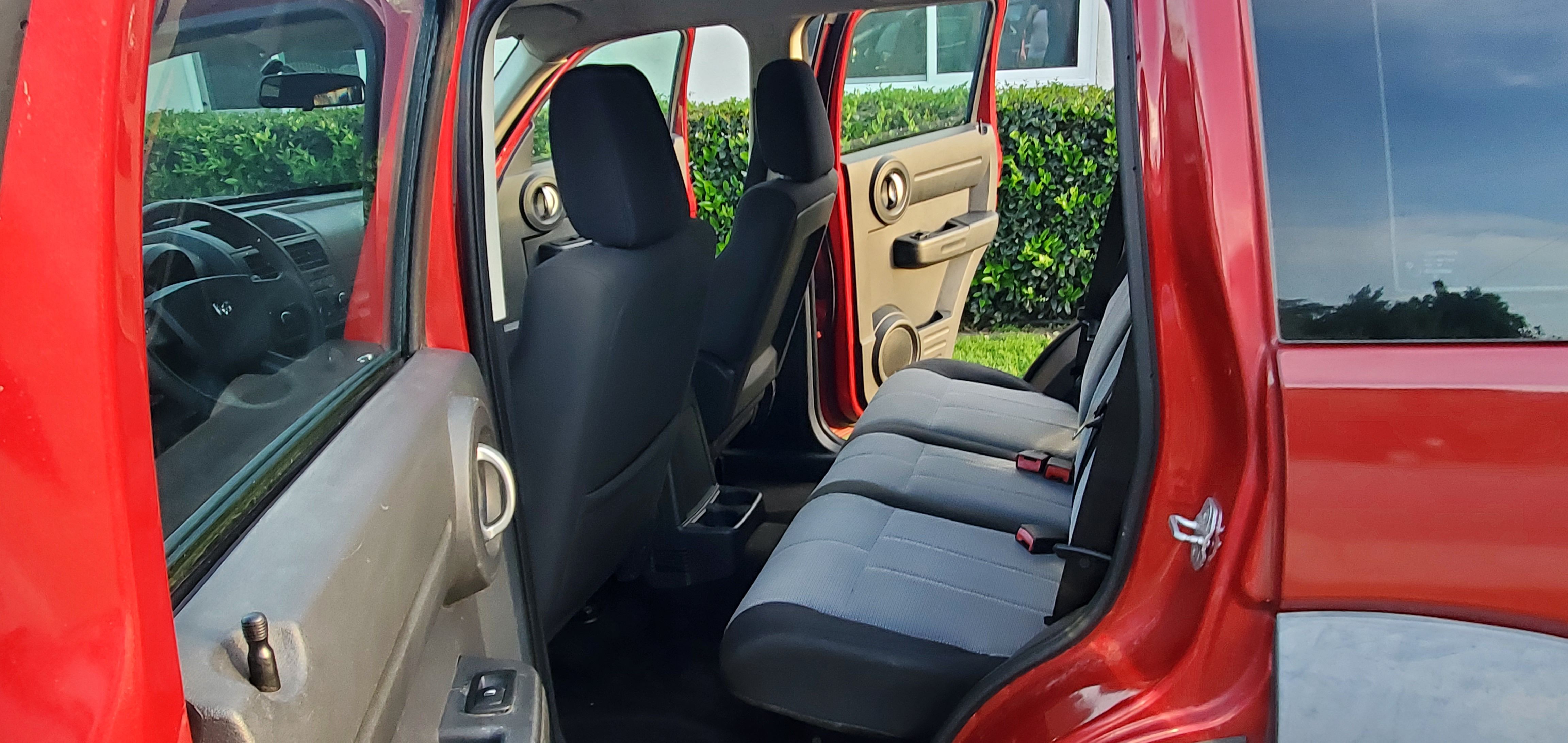 Used 2008 Dodge Nitro SXT RWD image 10