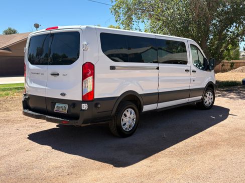 Used 2015 Ford Transit 350 XLT RWD image 13