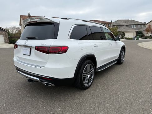 Used 2021 Mercedes-Benz GLS 450 4MATIC image 9