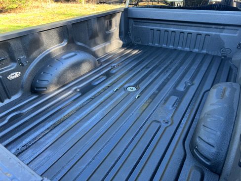 Used 2022 Ford F350 Lariat w/ Lariat Ultimate Package image 10