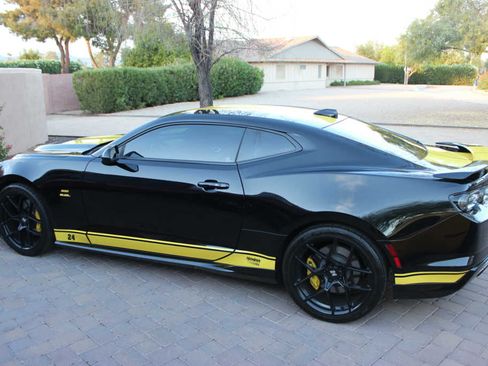 Used 2020 Chevrolet Camaro SS image 4