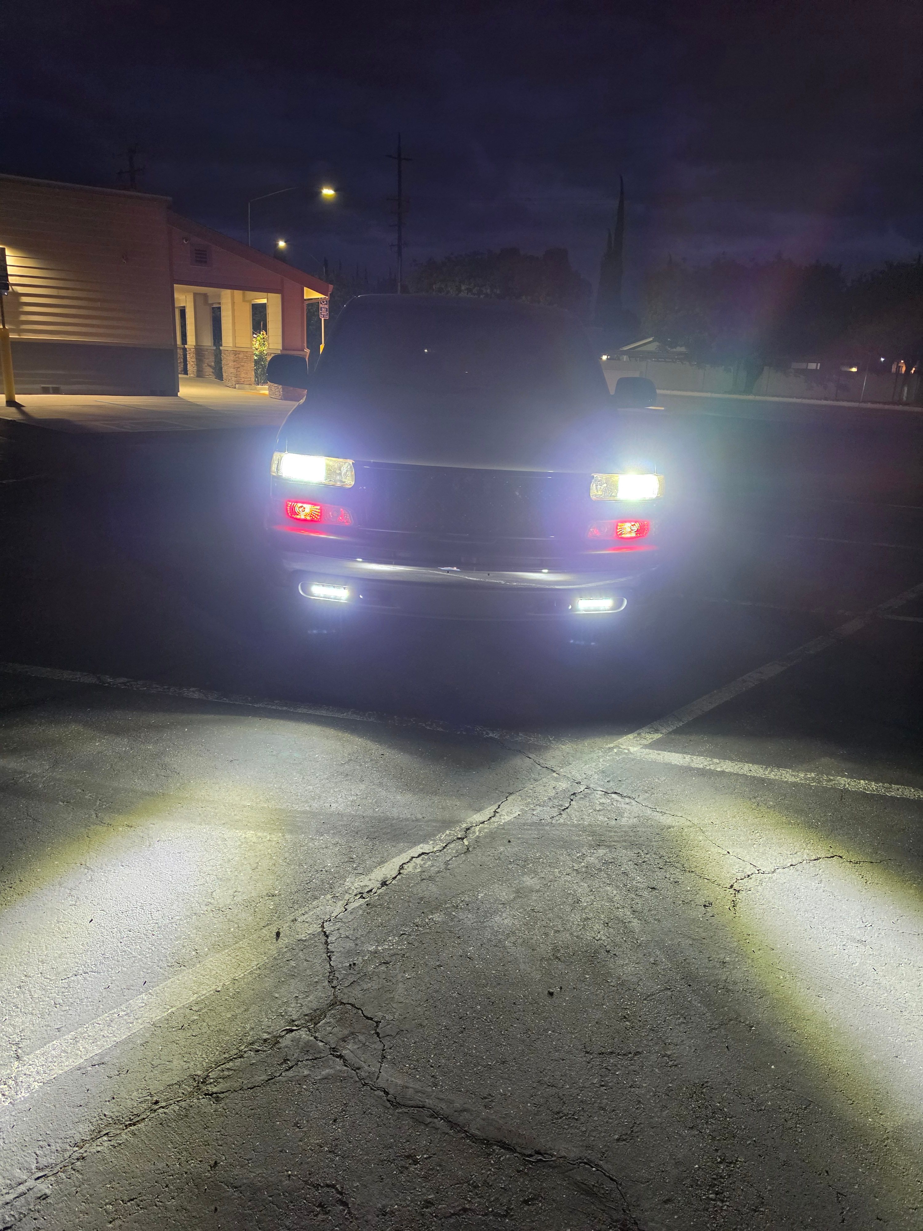 Used 2000 Chevrolet Silverado 1500 LT AWD/4WD image 5