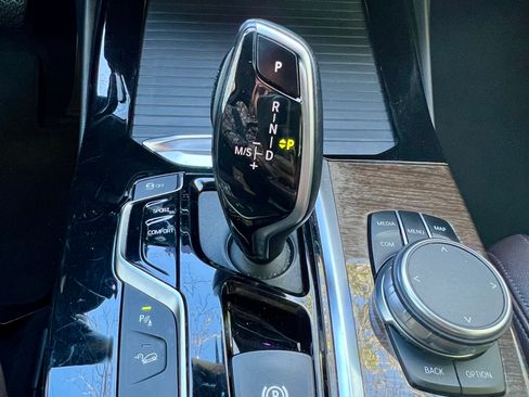 Used 2019 BMW X3 xDrive30i w/ Driving Assistance Package image 11