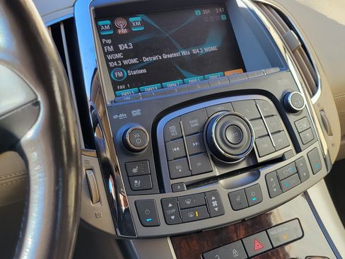 Used 2011 Buick LaCrosse CXS w/ Driver Confidence Package image 9