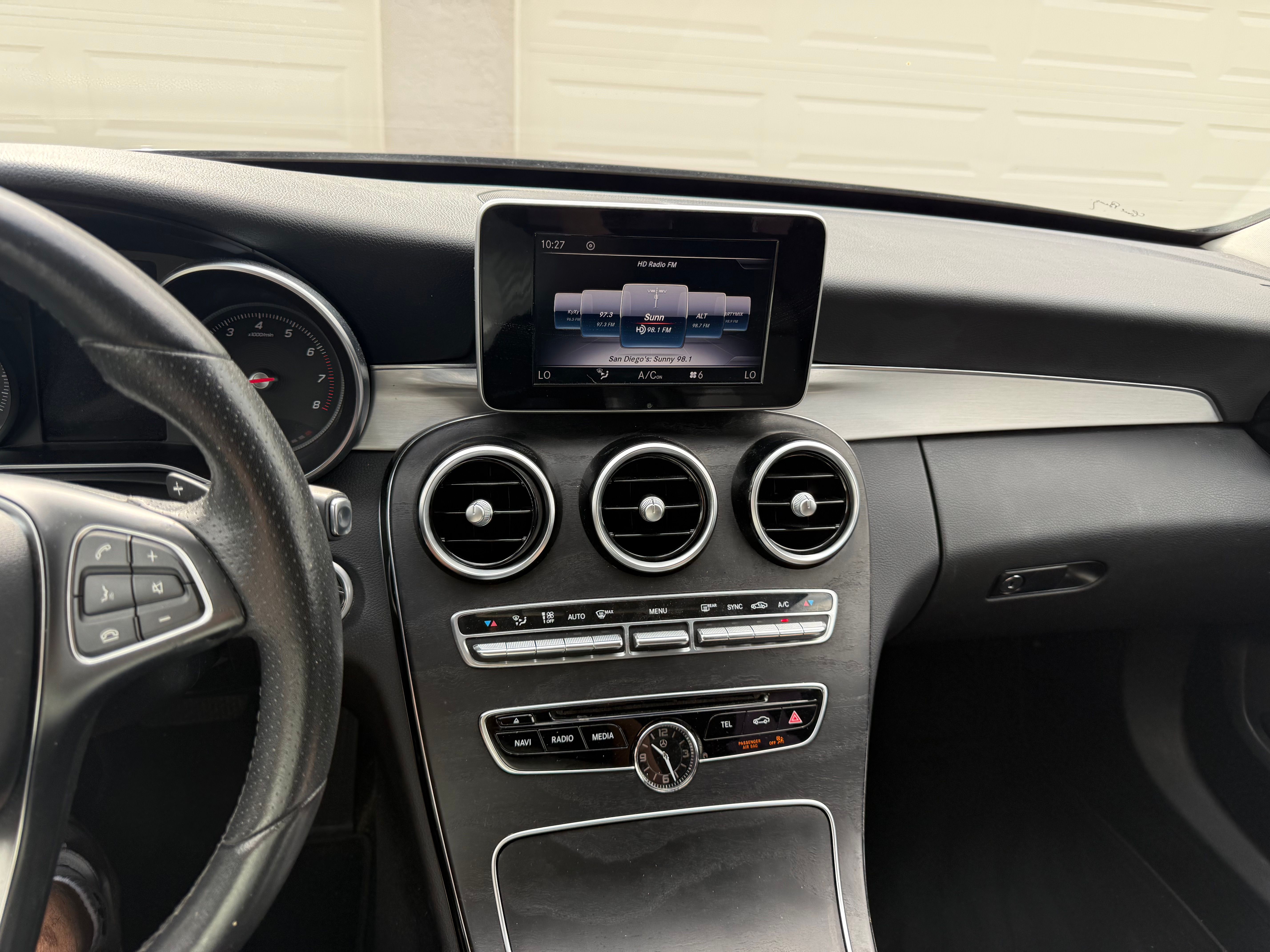 Used 2018 Mercedes-Benz C 300 Sedan image 5