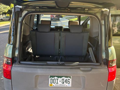 Used 2004 Honda Element LX image 6