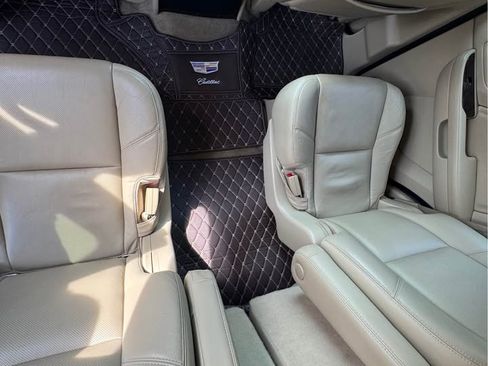 Used 2014 Cadillac Escalade Premium image 9