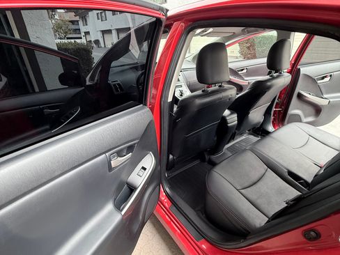 Used 2015 Toyota Prius Persona Series image 9