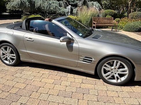 Used 2007 Mercedes-Benz SL 550 image 1