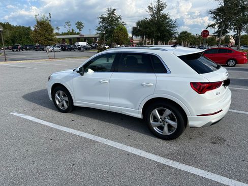 Used 2021 Audi Q3 2.0T Premium w/ Convenience Package AWD/4WD image 4