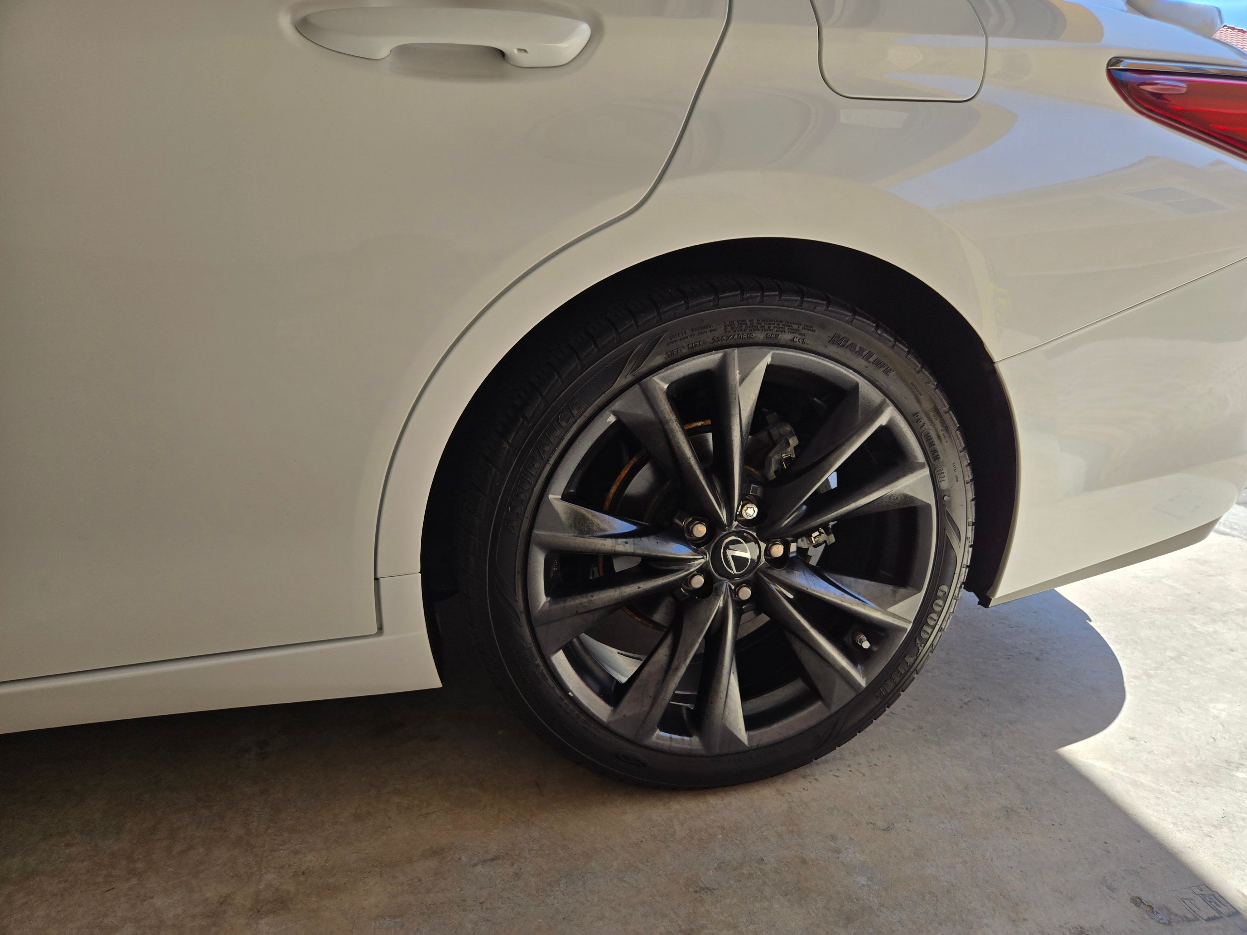 Used 2019 Lexus ES 350 F Sport w/ Accessory Package 2 FWD image 13