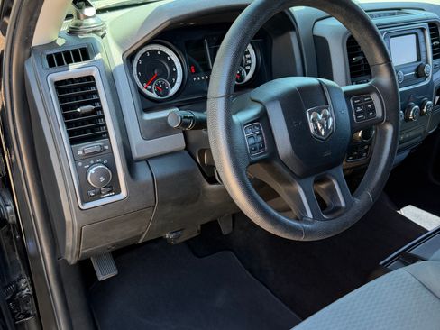 Used 2014 RAM 1500 Express AWD/4WD image 15