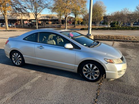 Used 2010 Honda Civic EX-L image 13